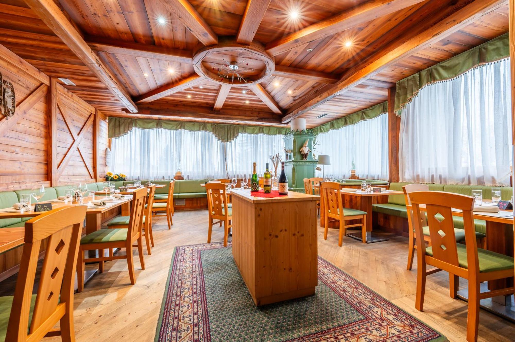 Alpine Mugon Hotel Vason Dış mekan fotoğraf