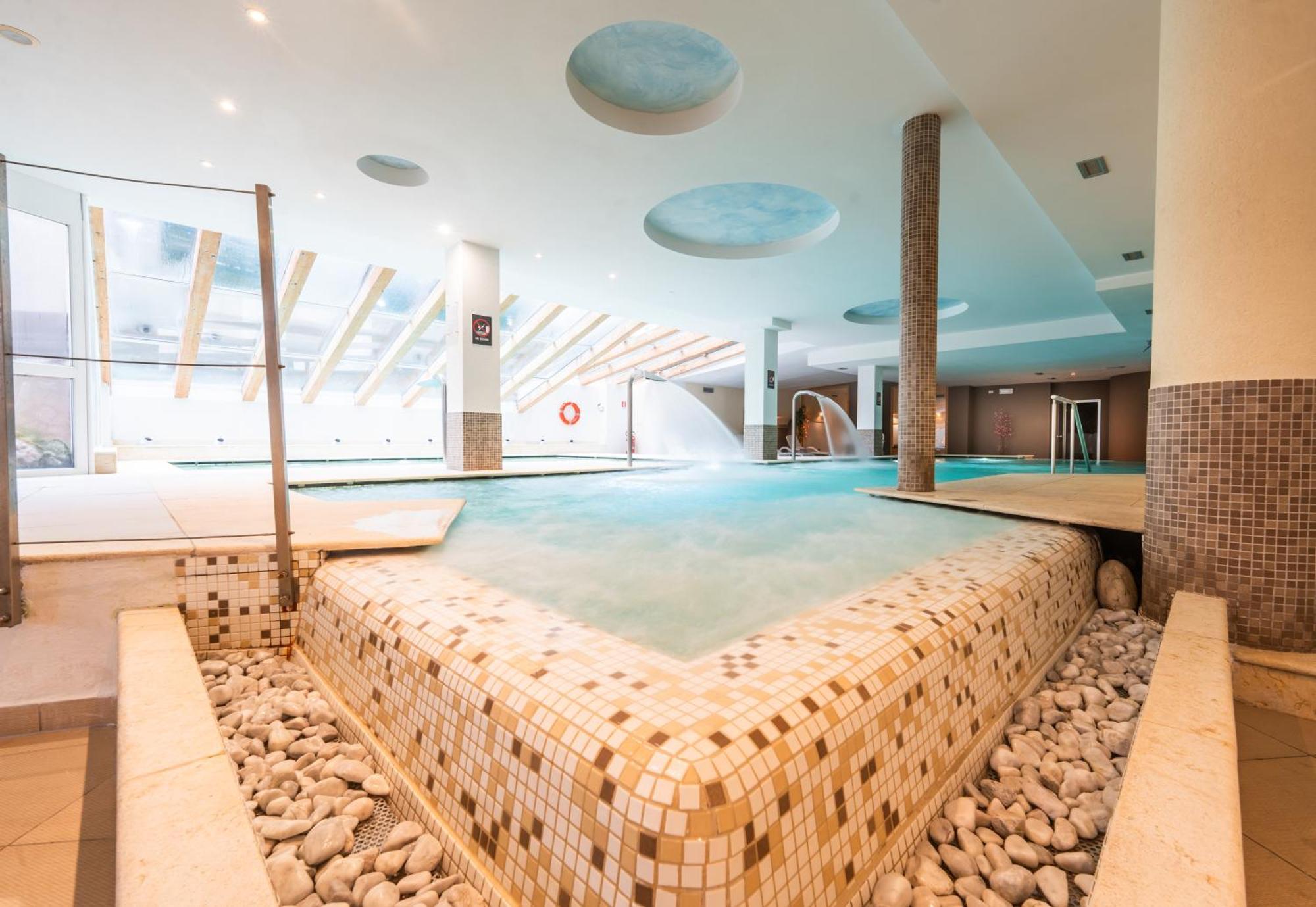 Alpine Mugon Hotel Vason Dış mekan fotoğraf