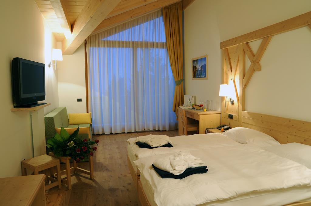 Alpine Mugon Hotel Vason Dış mekan fotoğraf